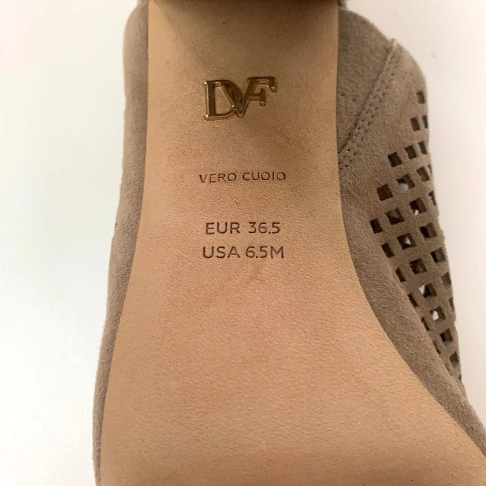 New Diane von Furstenberg Taviano Laser Cut Suede Leather Mule Sandals 6.5 Taupe